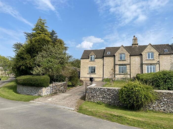 3 Bedroom Semi-Detached House For Sale In West View, Great Rissington, Cheltenham, GL54