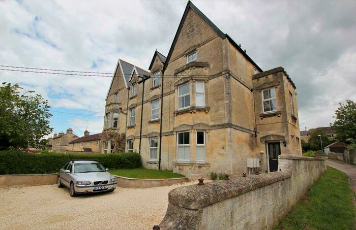1 Bedroom Flat To Rent In Trowbridge Road, Bradford-On-Avon, BA15