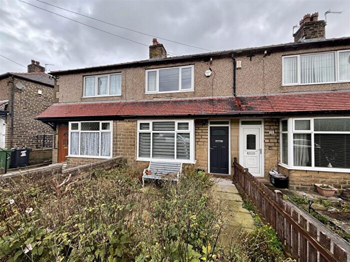 2 Bedroom Terraced House For Sale In , Reservoir Road, Halifax, HX2