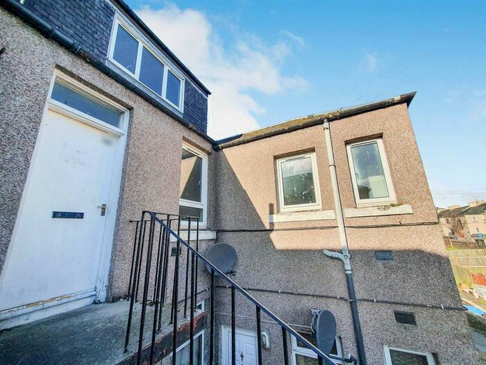 3 Bedroom Maisonette To Rent In Taylor Street, Methil, Fife, KY8