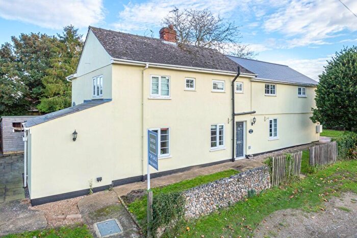 4 Bedroom Detached House For Sale In Gazeley, Suffolk, CB8