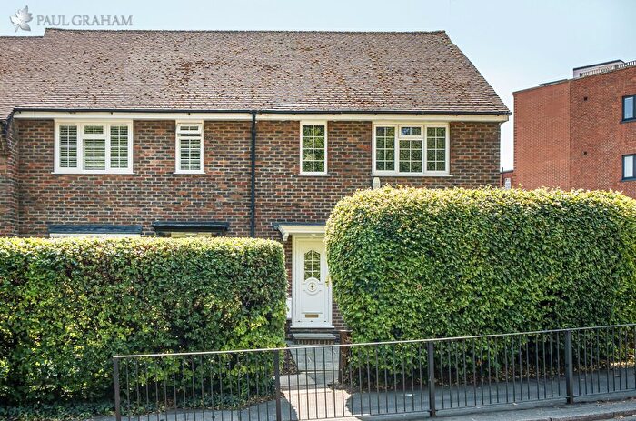 2 Bedroom End Of Terrace House For Sale In Pound Street, Carshalton, SM5