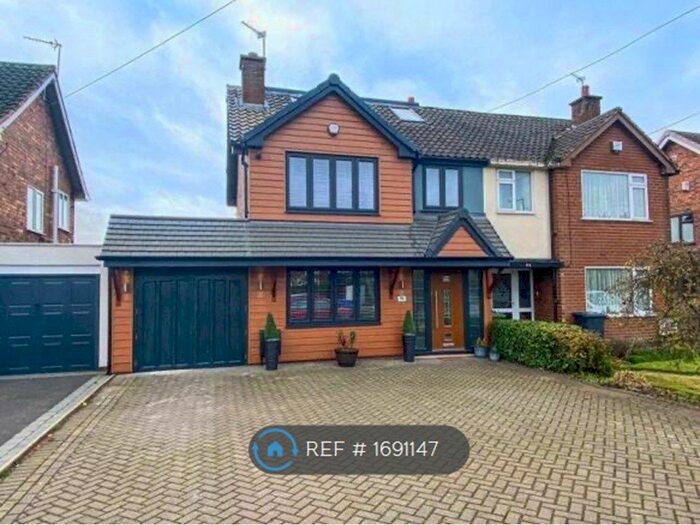 3 Bedroom Semi-Detached House To Rent In Broad Lane, Essington, Wolverhampton, WV11