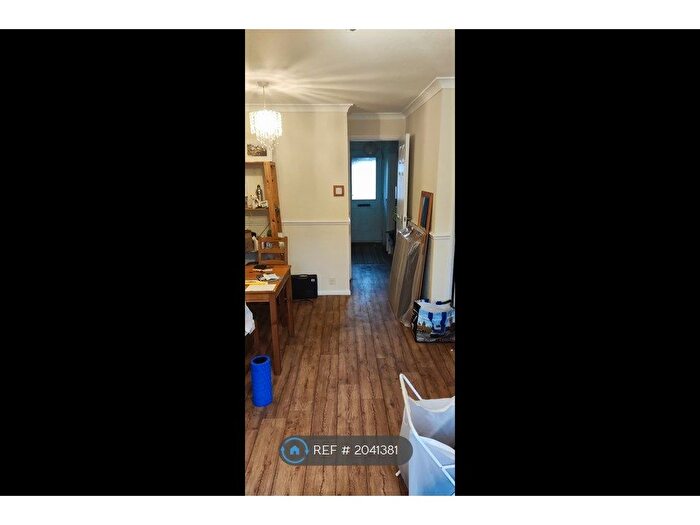 2 Bedroom End Of Terrace House To Rent In Keats Road, West Malling, ME20