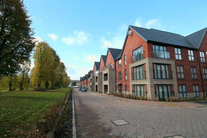 2 Bedroom Apartment To Rent In Jenkins Way, Frenchay, BS16