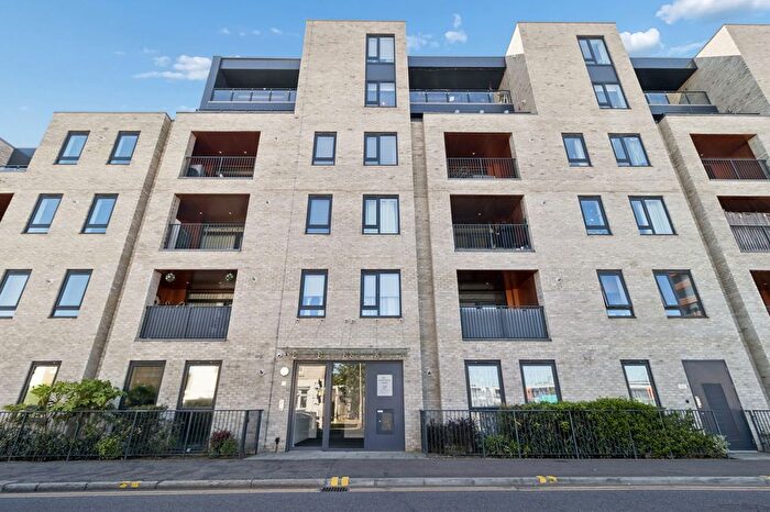 2 Bedroom Flat For Sale In Woodford Road, Nash Trade House, WD17