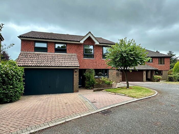 4 Bedroom Detached House For Sale In Highwoods Avenue, Bexhill-On-Sea, TN39