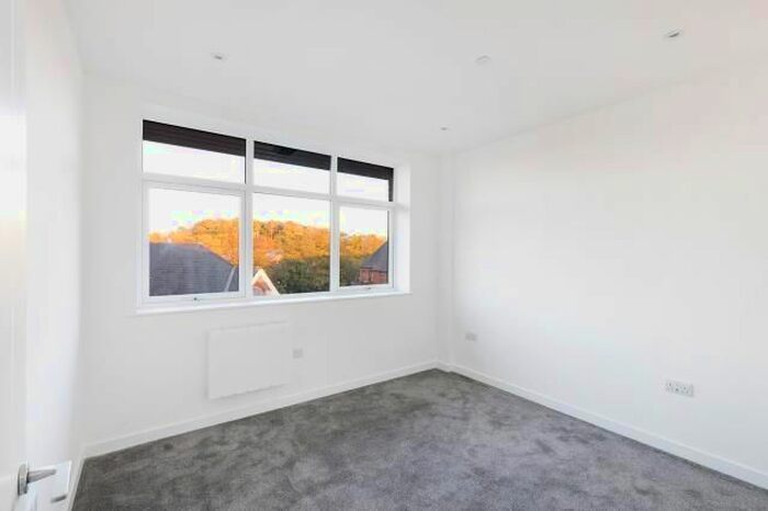Studio To Rent In Camberley, Surrey, GU15