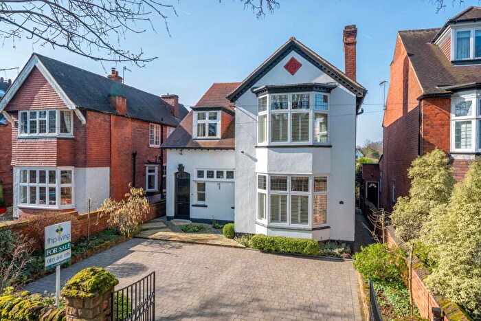 4 Bedroom Detached House For Sale In Carisbrooke Drive, Mapperley Park, Nottingham, NG3