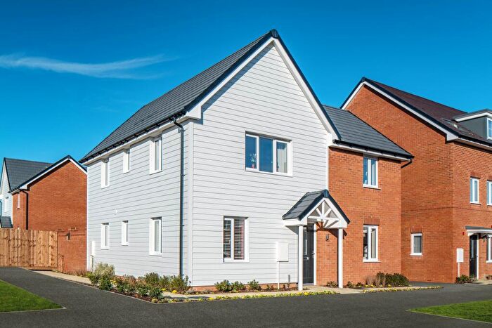 4 Bedroom Detached House For Sale In Dymchurch Road Hythe, CT21