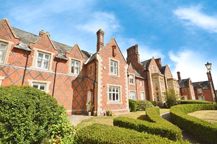 2 Bedroom Flat For Sale In Grey Lady Place, Billericay, CM11