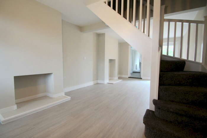 2 Bedroom Semi-Detached House To Rent In Woods Cottages, Green Street Green Road, Dartford, DA2