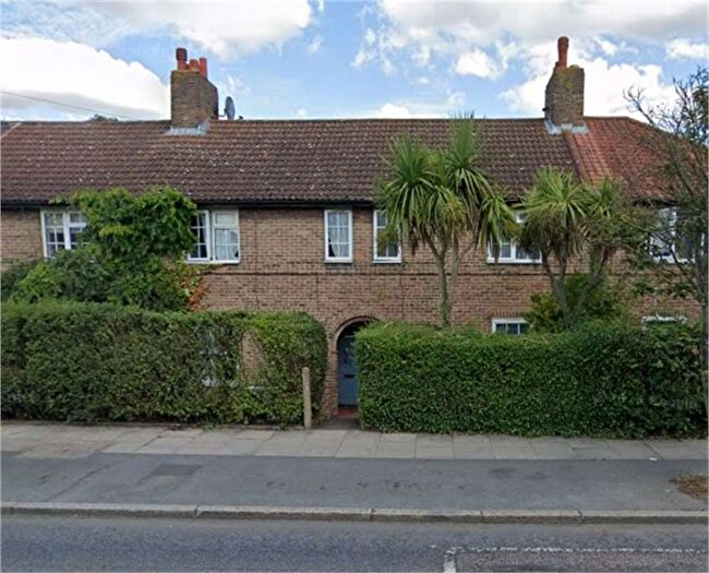 2 Bedroom Maisonette To Rent In Northover Road, Bromley, BR1