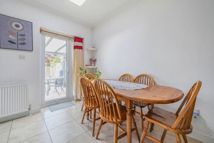 4 Bedroom Terraced House To Rent In Hall Road, Isleworth, TW7