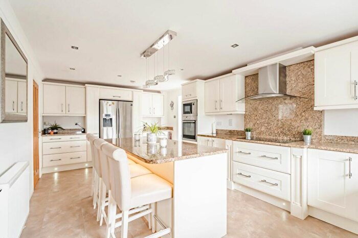 4 Bedroom Detached House For Sale In Coast Road, Walcott, NR12