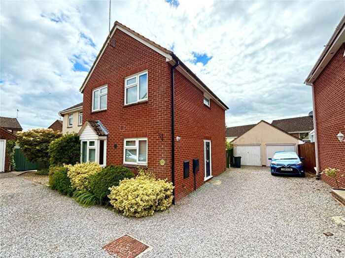 3 Bedroom Semi Detached House To Rent In Goldsborough Close, Eastleaze, Swindon, Wiltshire, SN5