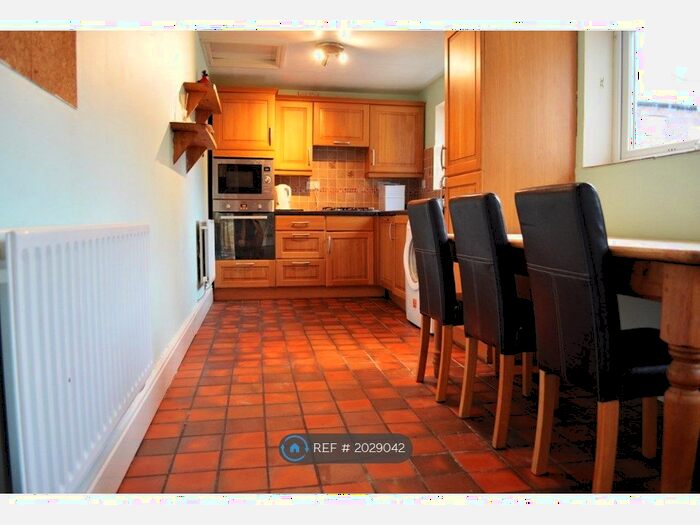 5 Bedroom Terraced House To Rent In Sheffield Street, Carlisle, CA2