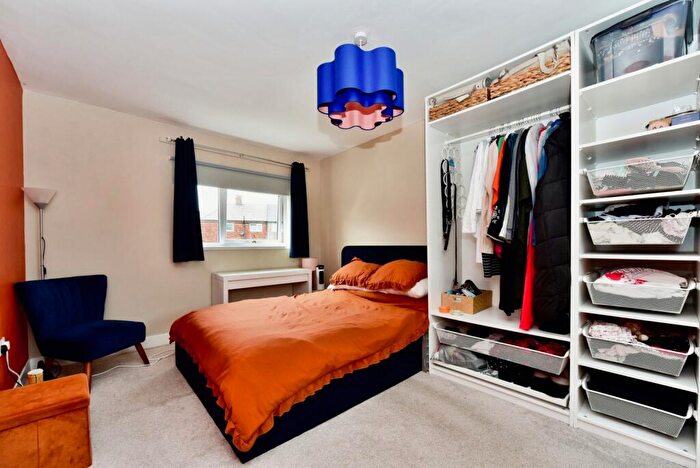 2 Bedroom Semi-Detached House For Sale In Thornbridge Way, Sheffield, South Yorkshire, S12