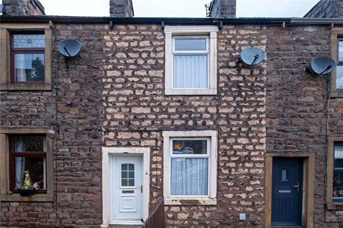 1 Bedroom Terraced House To Rent In Bethesda Street, Barnoldswick, Lancashire, BB18