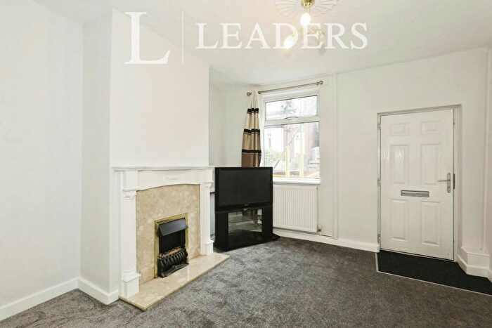 2 Bedroom Terraced House To Rent In Oxford Road, SK11