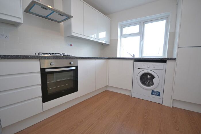 3 Bedroom Maisonette To Rent In High Street, West Wickham, BR4