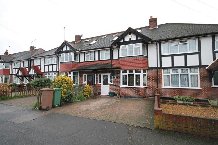 4 Bedroom Terraced House For Sale In The Causeway, Carshalton, SM5
