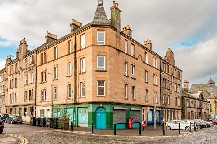 2 Bedroom Flat For Sale In / Dalmeny Street, Leith, EH6