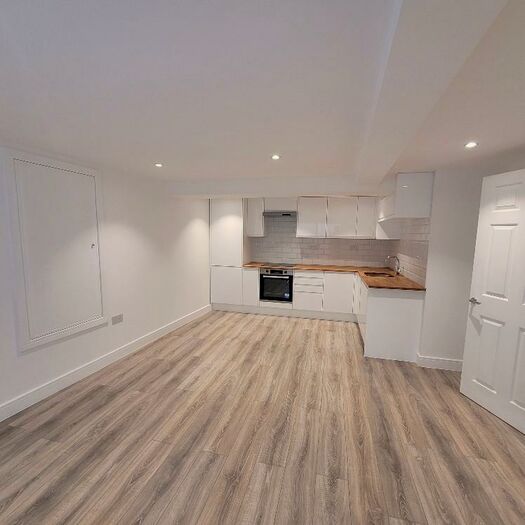 4 Bedroom Apartment To Rent In Jubilee Street, London, E1