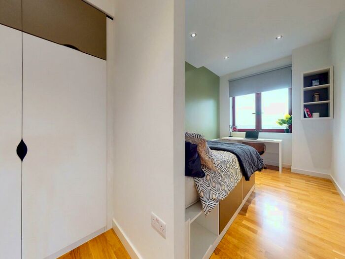 2 Bedroom Apartment To Rent In Apt, Q One Residence #, LS2