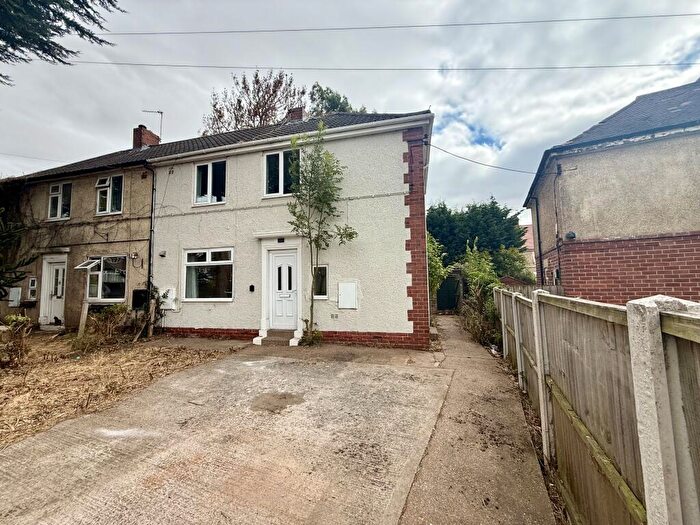 3 Bedroom Semi Detached House For Sale In Peveril Close, Kiveton Park, Sheffield, South Yorkshire, S26