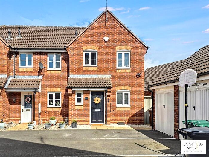 3 Bedroom Semi-Detached House For Sale In Eden Close, Hilton, Derby, DE65