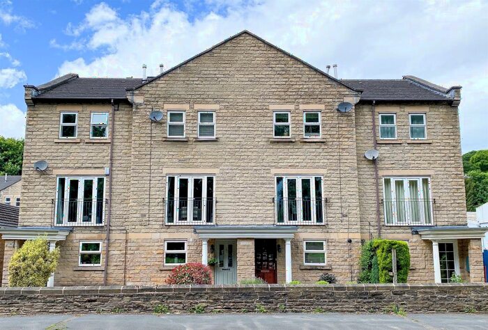 4 Bedroom Property For Sale In Sorrel Way, Baildon, Shipley, BD17