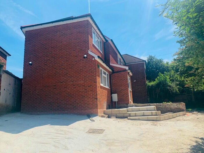 Studio To Rent In Orpington, London, BR5