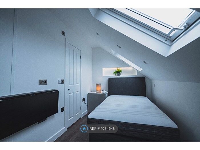 1 Bedroom Semi-Detached House To Rent In St Olave's Walk, London, SW16