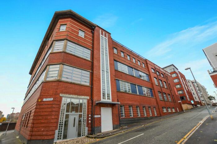 2 Bedroom Flat To Rent In Tobacco Factory Phase, Ludgate Hill, Noma, Manchester, M4