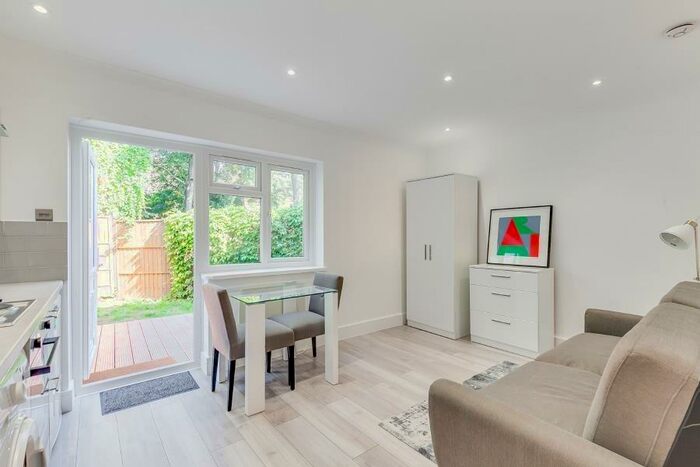 Studio To Rent In Aberdare Gardens, South Hampstead, NW6