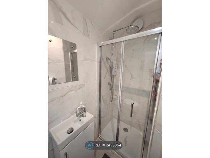 1 Bedroom Terraced House To Rent In Eyhurst Close, London, NW2