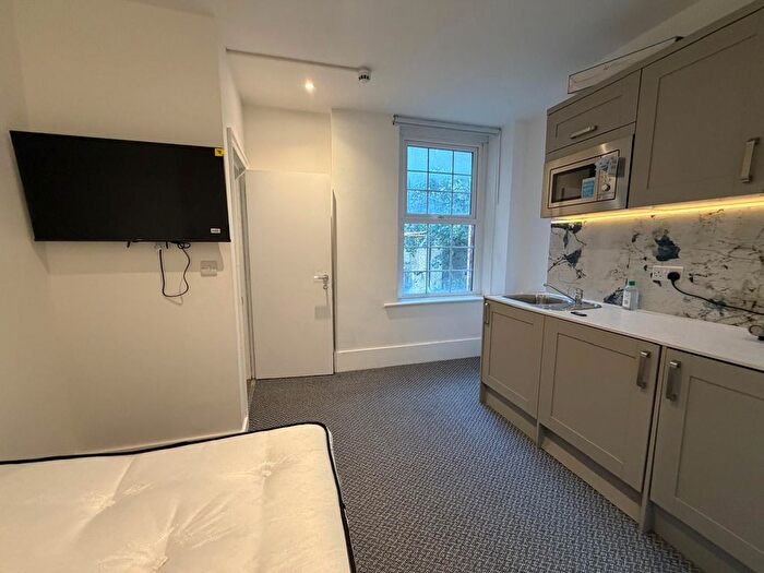 1 Bedroom Studio To Rent In Bond Street, London, W5