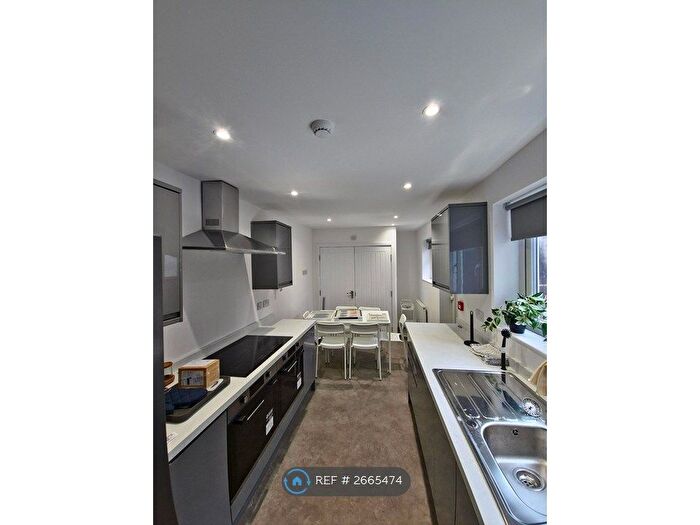 5 Bedroom Terraced House To Rent In Kilwick Street, Hartlepool, TS24