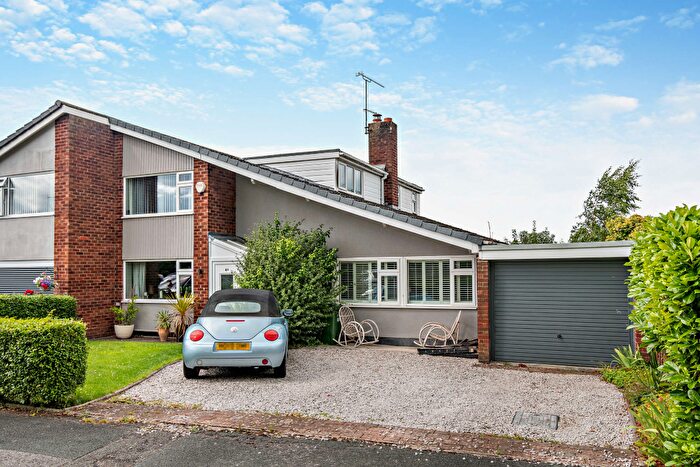 4 Bedroom Semi-Detached House For Sale In Greenlands, CH3