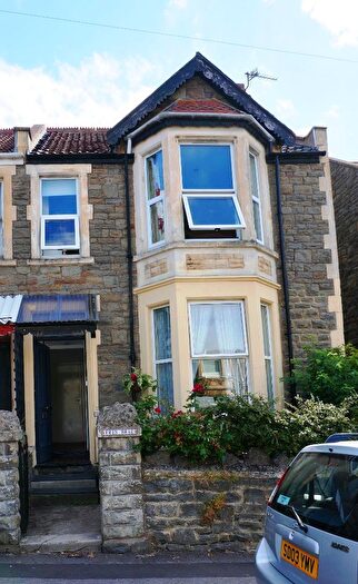2 Bedroom Flat To Rent In Marson Road, Clevedon, BS21