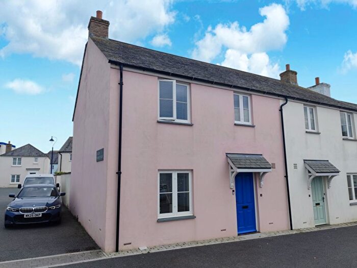 3 Bedroom Semi-Detached House For Sale In Dor Priweythor, Nansledan, TR8