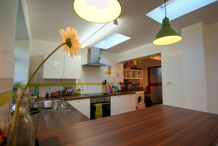 5 Bedroom Terraced House To Rent In Bloomsbury Street, Birmingham - Student Property, B7