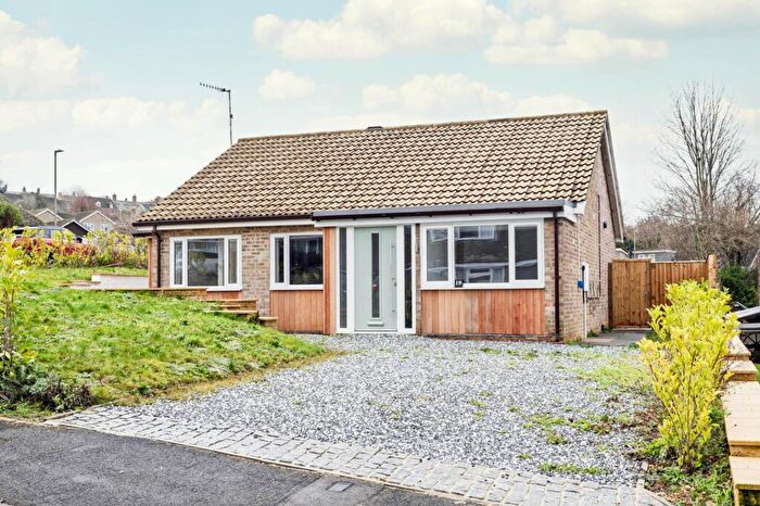 3 Bedroom Bungalow For Sale In Lewis Road, Chipping Norton, OX7