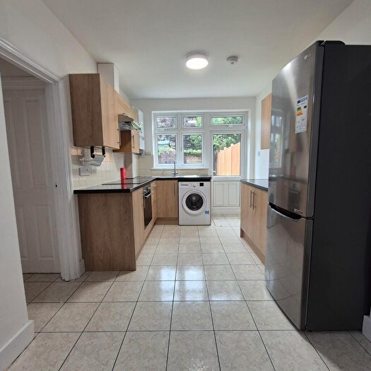 3 Bedroom Terraced House To Rent In Hervey Park Road, London, E17