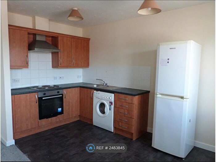 2 Bedroom Flat To Rent In Orchard Street, Warrington, WA1