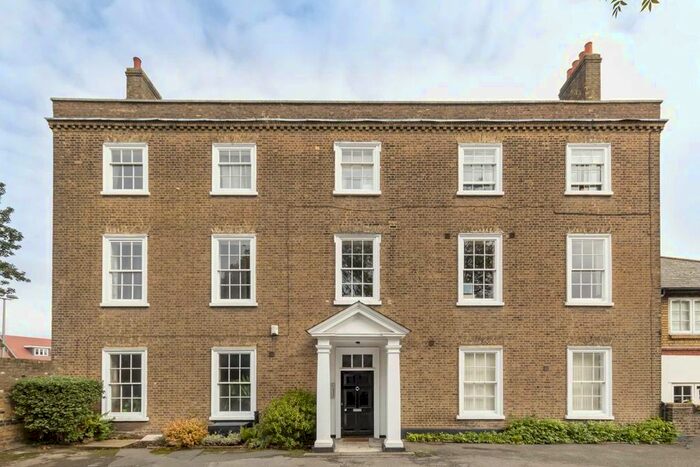 2 Bedroom Flat To Rent In Little Ealing Lane, London, W5