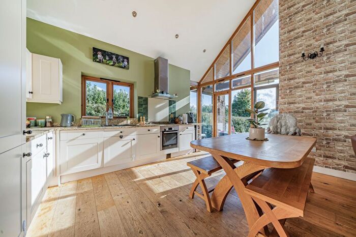 3 Bedroom Barn Conversion For Sale In Heath Green, Medstead, GU34