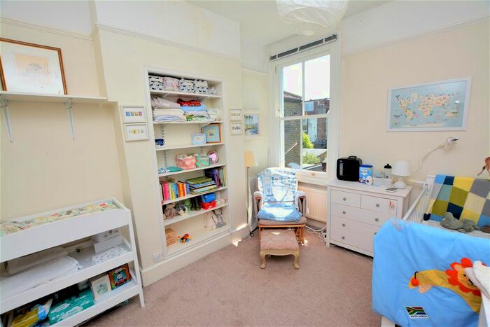 3 Bedroom Semi-Detached House For Sale In Warren Road, Colliers Wood, London, SW19