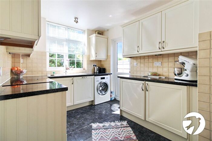 4 Bedroom Detached House To Rent In Kinnaird Close, Bromley, BR1